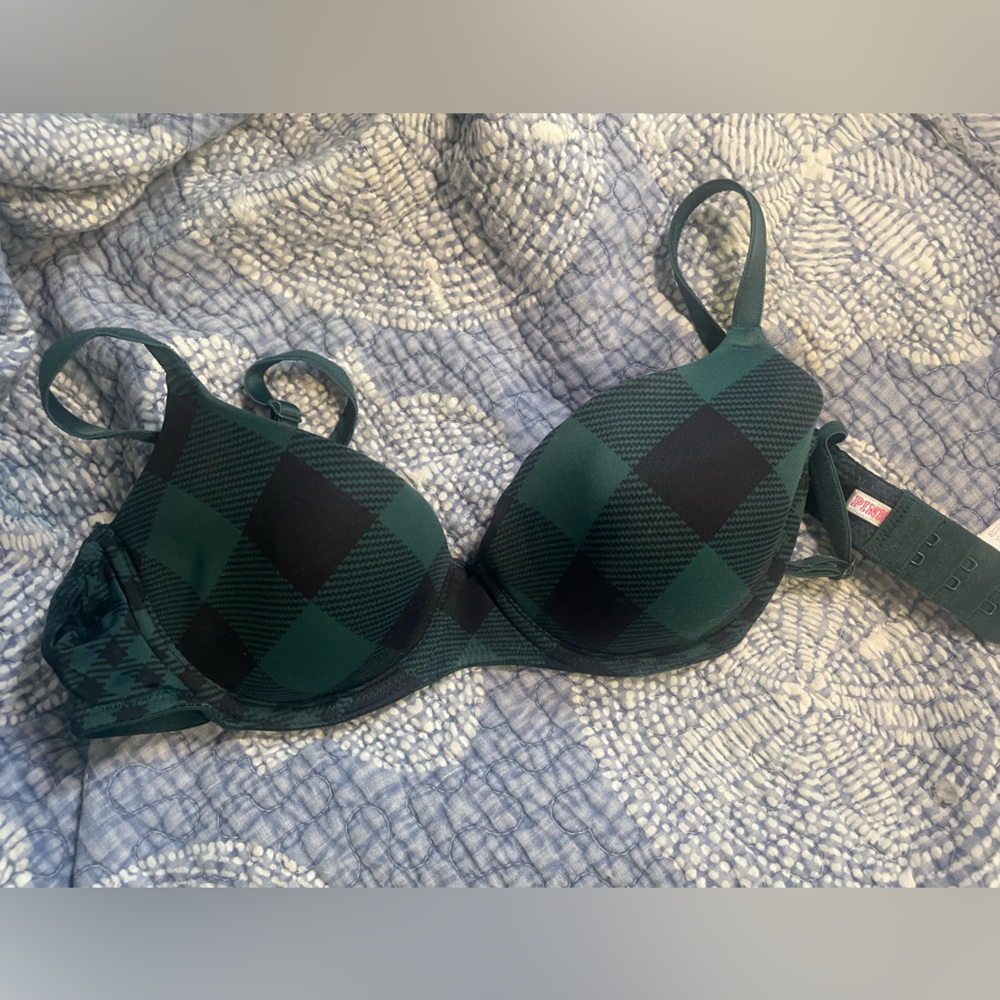 PINK Victoria's Secret Green and Black Bra Intimates